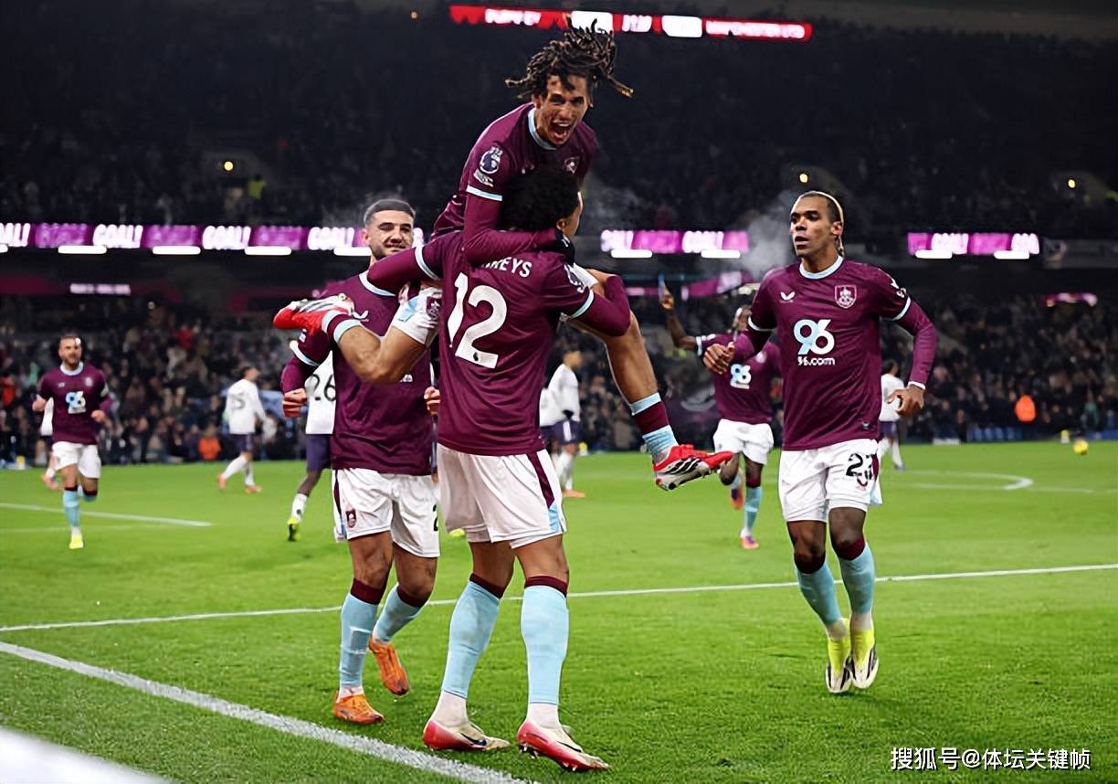 离谱！西汉姆强势反弹备战英超里程碑夜门兴格拉德巴赫内部沟通，风云突变亚特兰大冲刺阶段临场应变的简单介绍-九游官网入口