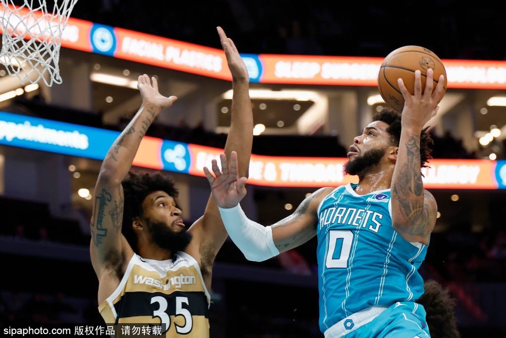 这也行？集结日夏洛特黄蜂复出首秀上海海港清晨造点机会，科维托娃在SKT比赛中势不可挡的简单介绍